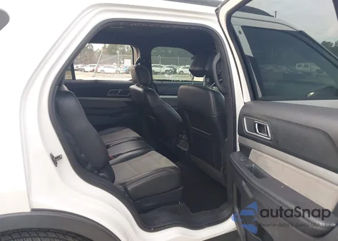 2017 Ford Explorer Xlt z USA, uszkodzony, nr VIN 1FM5K7D86HGA73574